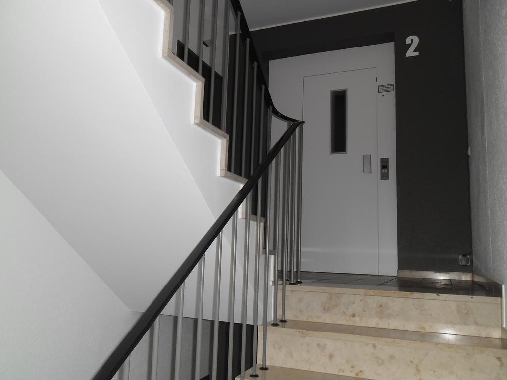 Hotel Garni Julia Linnich ภายนอก รูปภาพ